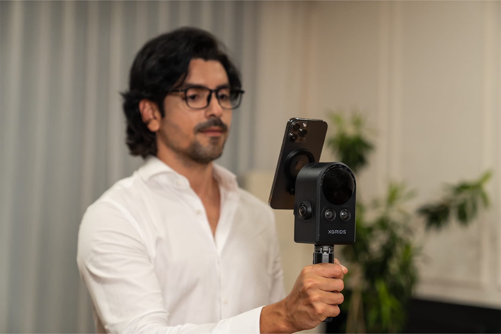 PortalCam with phone mount, outdoor park background